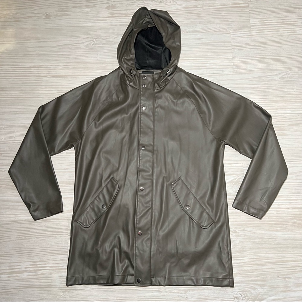 Forever 21 Men’s Fashion Olive Rain Jacket F21 NWT